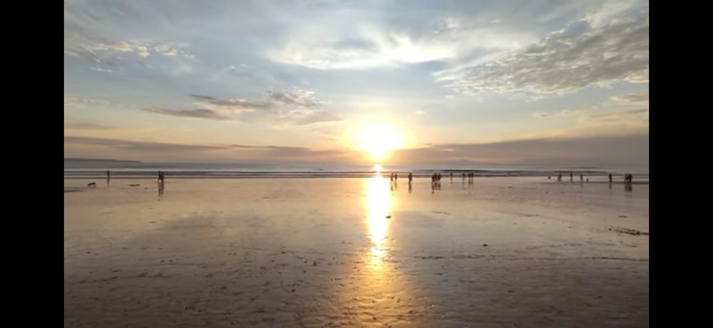 SUNSET BEACH ON&nbsp;SEMINYAK